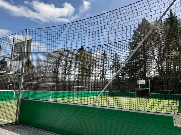 fertige Multifunktionsplatz